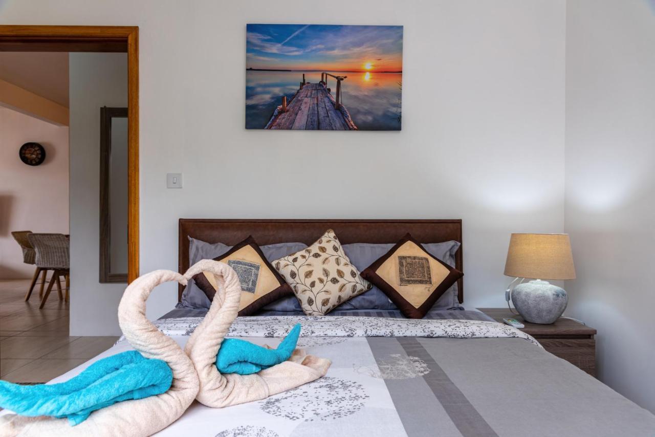 West Wood Holiday Apartment, C6 - Flic En Flac With Pool At A Quiet Location, Beautifully Decorated And Close To The Beach Exteriér fotografie